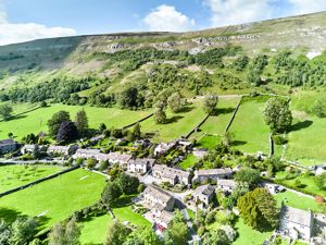 Photo 2- click for photo gallery